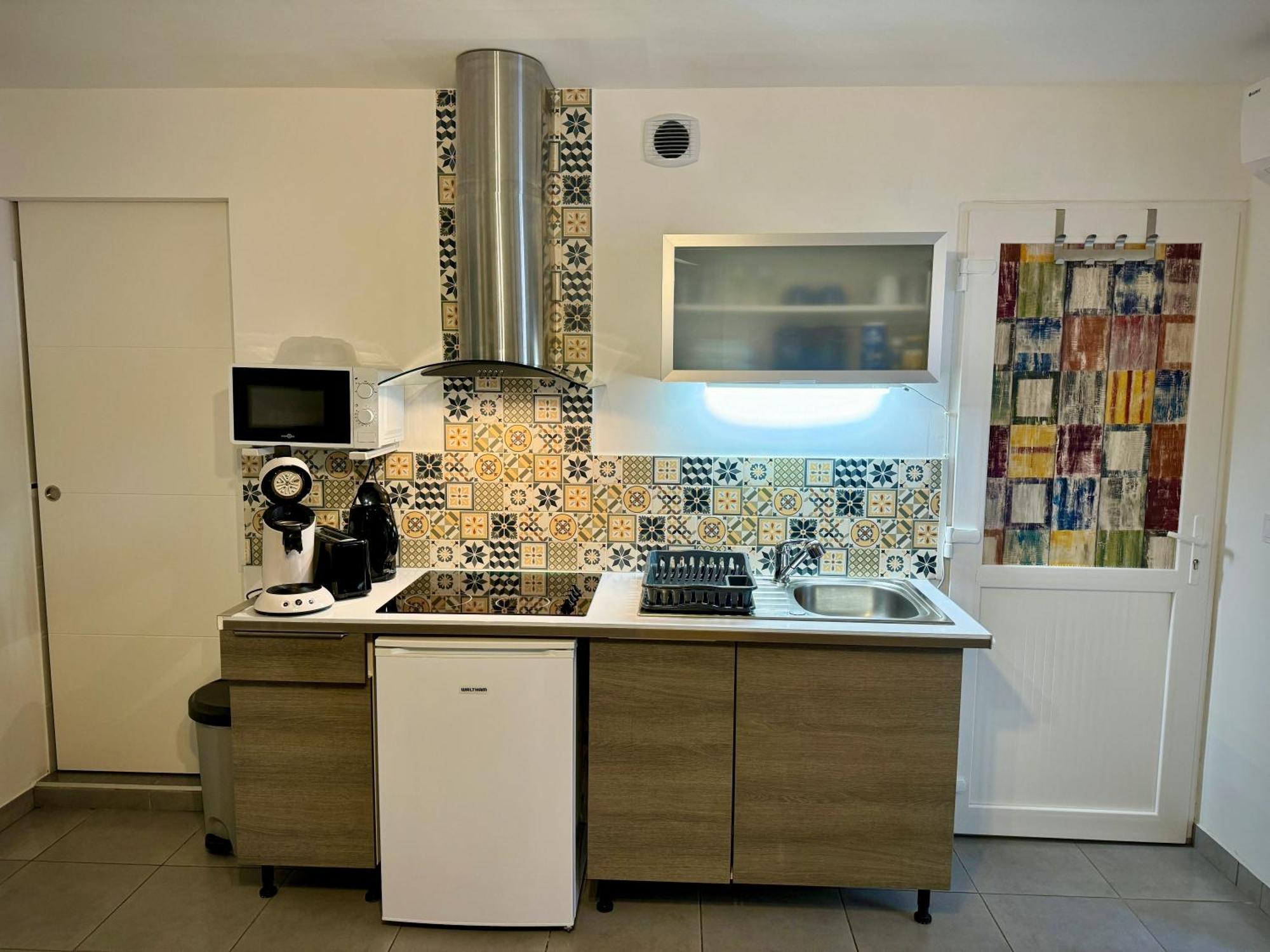La Galerie Du Peintre Apartment แซงต์-โลรองต์-เดอ-ลา-ซาลองก์ ภายนอก รูปภาพ